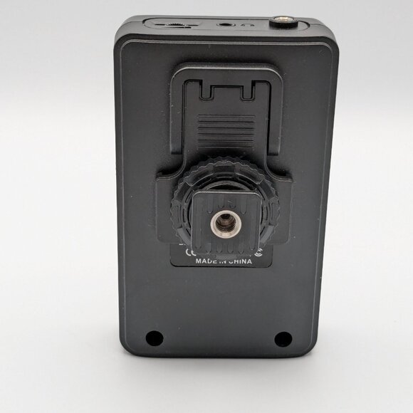 Saramonic SR-WM4C Wireless Lavalier Microphone System - Picture 10 of 14